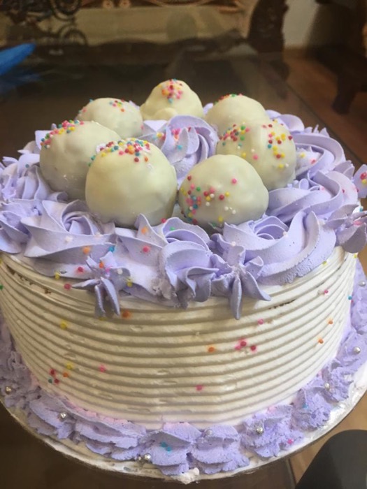 Lilac piping & sprinkled truffles